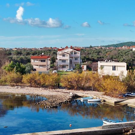 Beachfront Apartments Jermen Sukošan Buitenkant foto