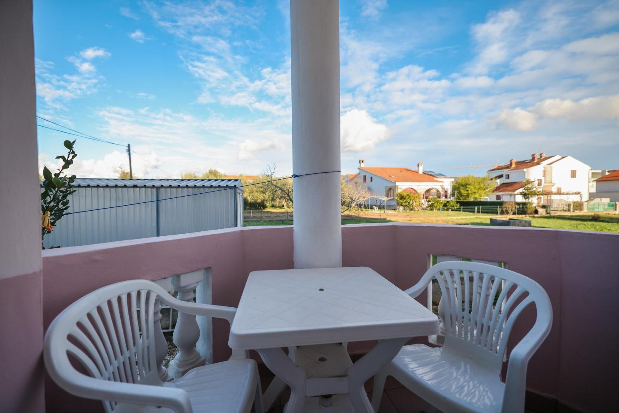 Beachfront Apartments Jermen Sukošan Buitenkant foto